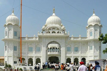 Punjab Gurudwara Darshan Tour